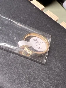 Wolframcarbid Comfort Fit 18K plattiert Ehering Größe 5 - Bild 1 von 3