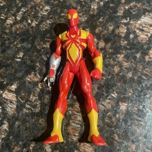 Modellino Marvel Ultimate Spider-Man Web Warriors Iron Spider Hasbro 6" 2014 - Foto 1 di 4