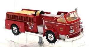 Corgi 10cm Long Diecast CS90010 - American La France Fire Truck Bethpage FD - Picture 1 of 4
