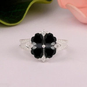 Four Stone 0.5 Ct Heart Cut Black Spinel 925 Sterling Silver Cluster Women Ring - Picture 1 of 6