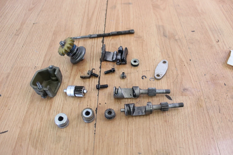 Kawasaki KDX250 1991 válvula de potencia de escape válvula de potencia Foto 1 de 4