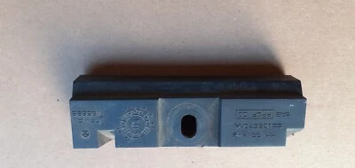 Battery Holder Batteriebefestigung 55136570 AA (for Jeep Grand Cherokee) - Image 1 of 4