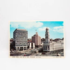 Vintage Aukland New Zeland Postcard Queen Street Town Hall - Picture 1 of 4
