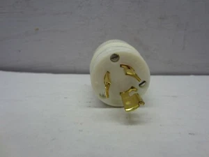 Bryant Triple Gripper 70615NP Plug 20 Amp 250v NEMA L6-15(LOT OF 5)(15 In-Stock) - Picture 1 of 8