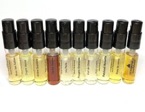 Les Indemodables Set 10 x 2 ml, Patchouli Iris Ambre Rose Vanille Cuir - Bild 1 von 3