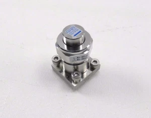 Fujikin C.No.085575 L.No. KYJUT001 Diaphragm w/ Fujikin 316L-P - Picture 1 of 3