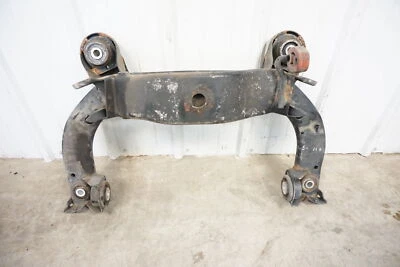 Subchasis trasero travesaño AUDI TT Quattro 2000-2006 1J0505235F Foto 1 de 4