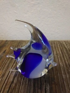 Art Glass Angel Fish Figurine Paper Weight Clear Cobalt Blue White 3.5 " EUC - Picture 1 of 6