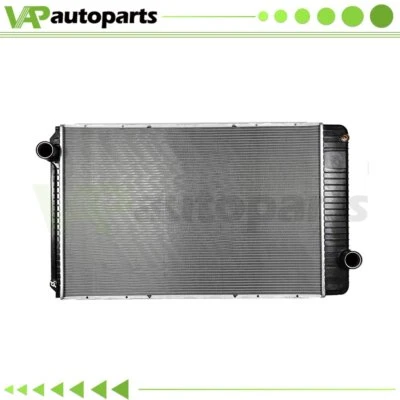Aluminum Truck Radiator for 04-10 7300 7400 7600 7700 Series - Image 1 of 4