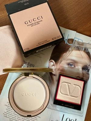 Gucci poudre de beauté beauty powder 00,5 Valentino go-clutch perfecting powder - Bild 1 von 4