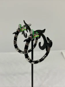 Beetlejuice Beetlejuice Sandworm Earrings Circular Black and White Halloween - Picture 1 of 6