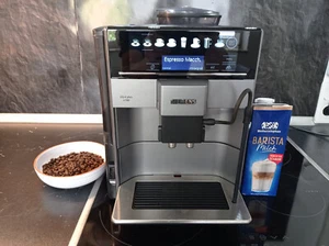 Siemens EQ.6 plus s100 Espresso- und Kaffeevollautomat -... - Bild 1 von 15