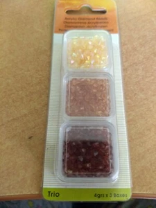 3 SCATOLE CON ACRILICO A FORMA DI DIAMANTE DA 4 MM 4 GSM.PER SCATOLA (F) - Foto 1 di 2