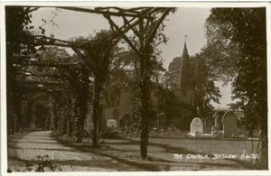 ECHTFOTO-POSTKARTE DER KIRCHE, BASLOW, (BEI BAKEWELL), DERBYSHIRE VON SNEATH - Bild 1 von 2