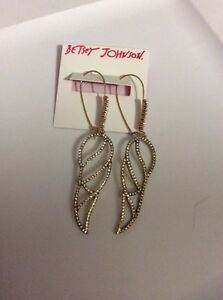 BETSEY JOHNSON Crystal Cutout Feather Ear Wires  Angel & Wings BA-9