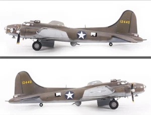 Academy 12533 USAAF B-17E Pacific Theater Special Edition 1/72 kor - Picture 1 of 3
