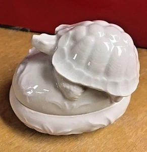  Chamart Limoges Tortoise Unhinged Trinket Box White Color Keepsake  - Picture 1 of 10