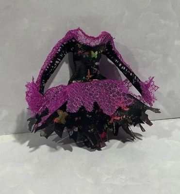 Vestido Monster High 2014 Raro BONITA FÉMUR NEGRO PÚRPURA MARIPOSAS MUÑECA ROPA Foto 1 de 2