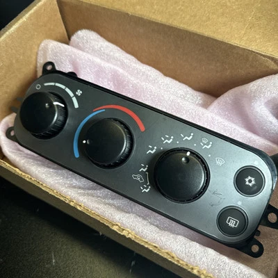 Módulo de control de clima Dorman 599-212 para Dodge Dakota Ram 1500 Ram 2500 Foto 1 de 4