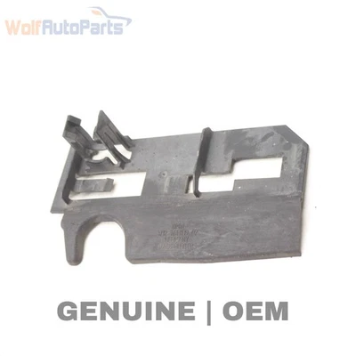 2015 BMW 740LD XDRIVE - Lower Radiator Coolant HOSE / LINE Mount Bracket - Image 1 of 4