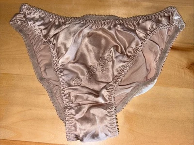 Calcinha biquíni cintura baixa vintage seda latte menina adolescente Y2K - Imagem 1 de 4