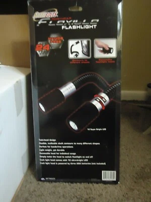 STEELBOLTS TWINHEAD FLEXIBLE FLASHLIGHT - Image 1 of 2