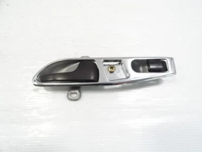 81 Mercedes R107 380SL door handle, interior, right - Imagem 1 de 4