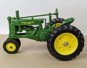 John Deere ERTL 1/16 Scale Narrow Front Model G Tractor Diecast - Picture 1 of 8
