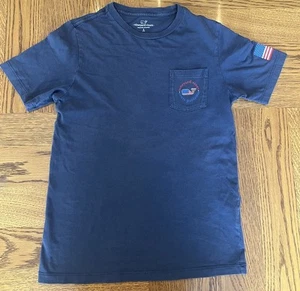 VINEYARD VINES PATRIOTIC Navy Double Sided AMERICAN FLAG Medium Youth Pocket Tee - Picture 1 of 9