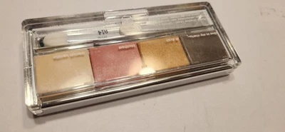 New Clinique All About Shadow Quad Olive Blushed At Dusk A 4.8g .16 Oz Full Size - Image 1 of 3