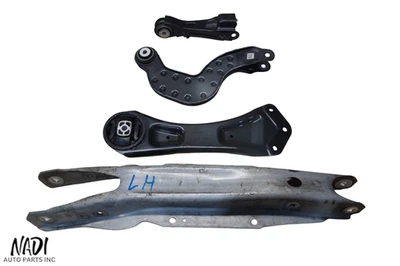 Juego de brazo de control de suspensión trasera izquierda Mercedes Benz V177 A220 2019-2022 OEM Foto 1 de 4