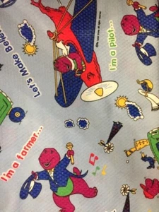 Tela Barney El Dinosaurio (4 Yardas, 60" W) Hagamos Creer Granjero Piloto - Imagen 1 de 6