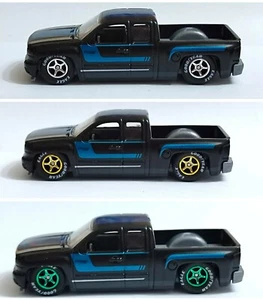 CUSTOM WHEELS R/R RUBBER TYRES CHEVY SILVERADO 3 SETS 1/64 5 SPOKE - Picture 1 of 4