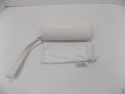 Estuche para gafas de sol Oakley de cuero blanco con cremallera de segunda mano Foto 1 de 4