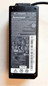 Netzteil / Ladegerät für Lenovo Thinkpad T410 / 65 W / 20 V - Bild 1 von 3