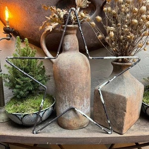 Rusty Metal White Star Iron Wire Hanging Mantle Garden Christmas Star Decoration - Picture 1 of 3
