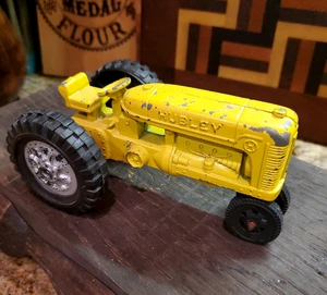 Hubley Kiddie Toy Vintage Farm Tractor Die Cast Yellow USA 5-1/2 " - Picture 1 of 7