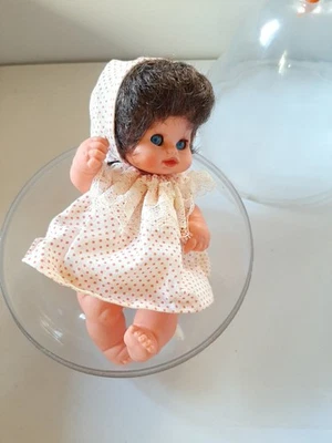 MINI FURGA Cacio Delle Pere  BAMBOLA CASTANA NUOVA  VINTAGE DOLL POUPEE MUNECA  - Immagine 1 di 4
