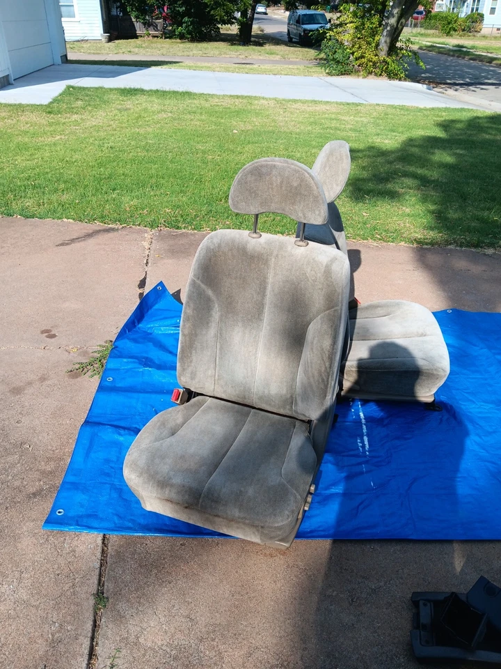 Nissan Máxima 2000 juego completo de molduras interiores Foto 1 de 4