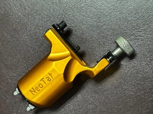 Neotat Vivace Tattoo Machine - Gold Color - Good Condition - Picture 1 of 7