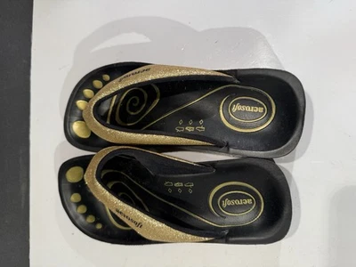 Sandalias para mujer Aerosoft talla 38/7,5 chanclas de EE. UU. brillo cómodo soporte para arco Foto 1 de 4