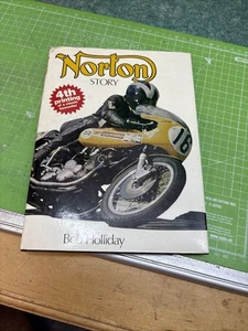Norton Story - Bob Holliday. 1972 (6D) - Bild 1 von 7