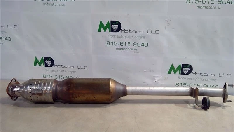 Silenciador central Hyundai Sonata 2020-2023. 28600-L0800 Foto 1 de 4