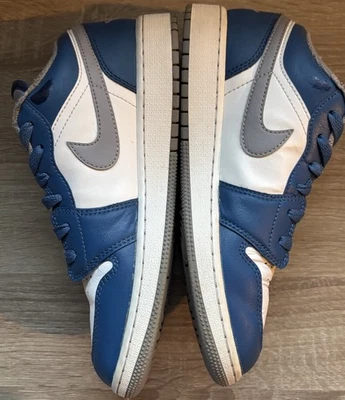 Nike Jordan 1 Low True Blue Cement Zapatillas Zapatos-(553560-412) Talla 6Juventud Foto 1 de 4