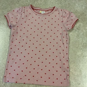 Mini Boden Pink and Red Short Sleeve Tee 7-8 yrs. Hearts - Picture 1 of 4