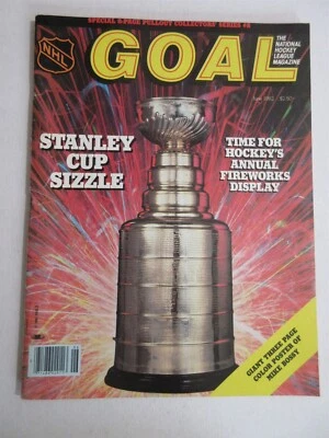 Cartel Mike Bossy de Mike Bossy con portada de copa Stanley de junio de 1982 de la revista Goal de la NHL Foto 1 de 4