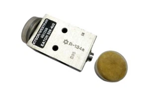 NAPA 207396 A/C Expansion Valve - Block Style expansion valve 404256 329403 - Picture 1 of 3