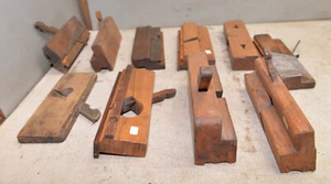 10 antique  molding planes collectible woodworking vintage tool lot - Picture 1 of 9