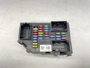 ♻️ 2008-2011 CADILLAC ESCALADE Interior Cabin Fuse Box 25815391_01 - Picture 1 of 5