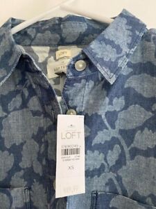 Ann Taylor Loft  Denim floral Long Sleeve Button Up cotton Shirt  Sz xs NWT